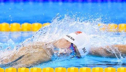 开云官网APP下载-篮球运动员力量训练计划全面落实，篮球运动员力量素质