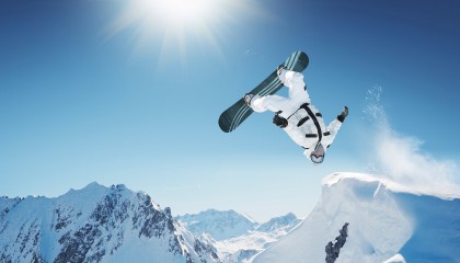 开云在线直播-篮板攻防：北京篮板抢得48个，把握比拼主动权，篮板规则