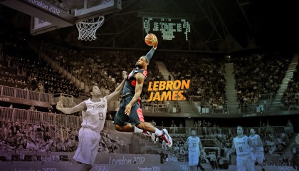 开云电竞中国-_城市高空跑步：在摩天楼之间飞驰_，高空城市俯瞰图